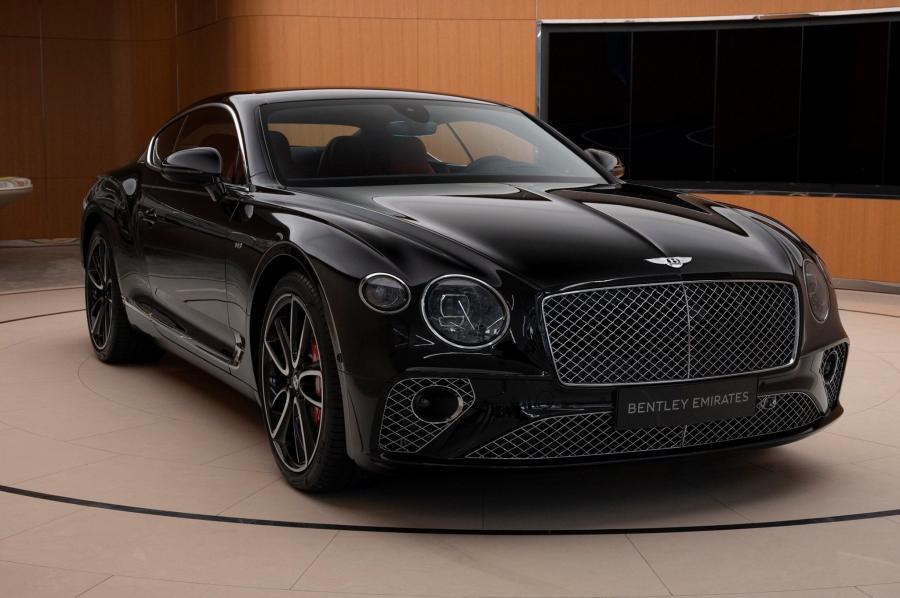  Bentley Continental GT 2020 года  (UAE) (фото 1 из 10)